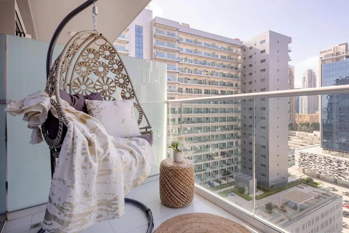 Frank Porter - Vera Residence دبي شقة