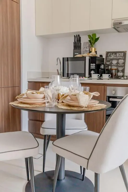 Frank Porter - Vera Residence دبي الإمارات العربية المتحدة