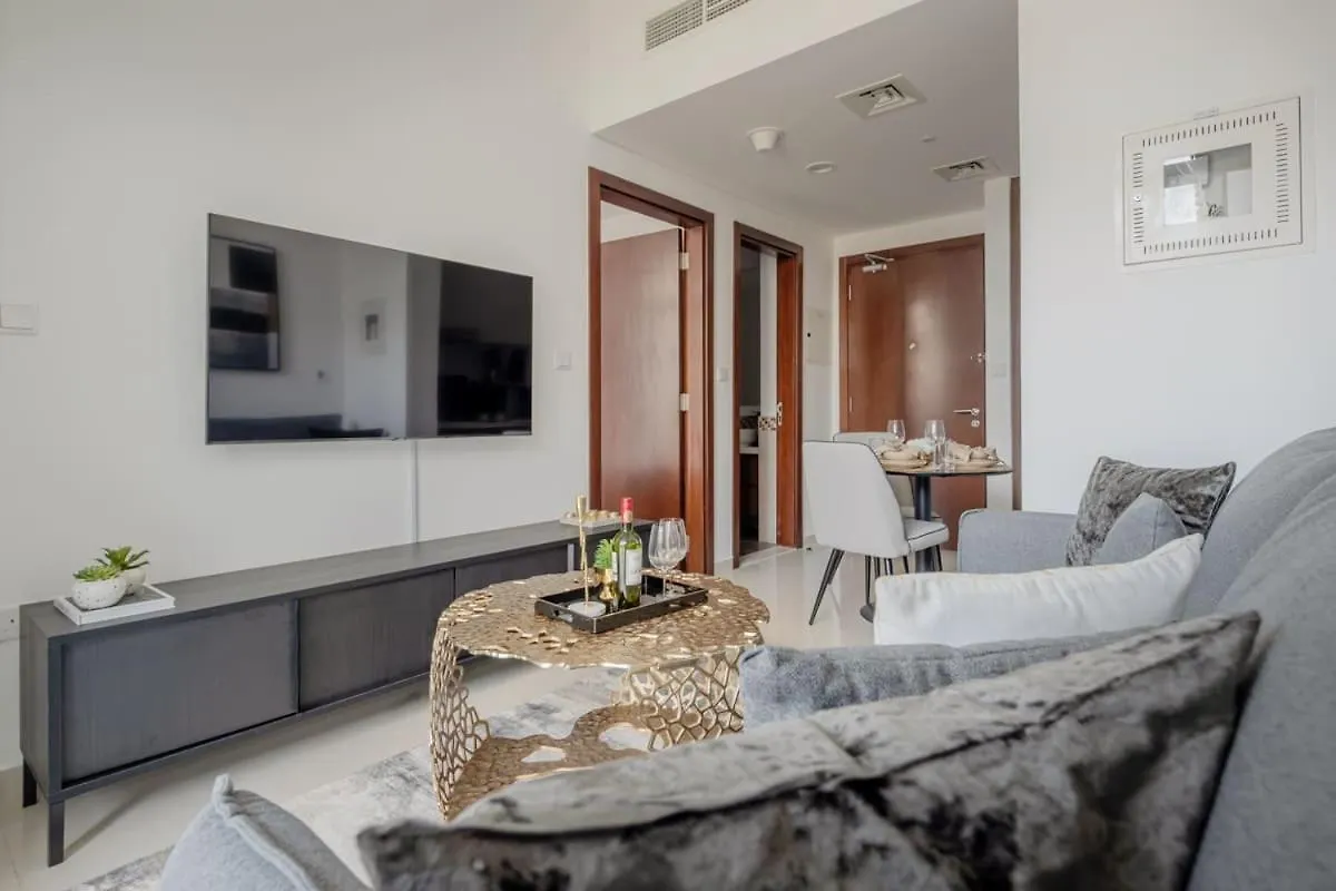 Apartment Frank Porter - Vera Residence Dubai