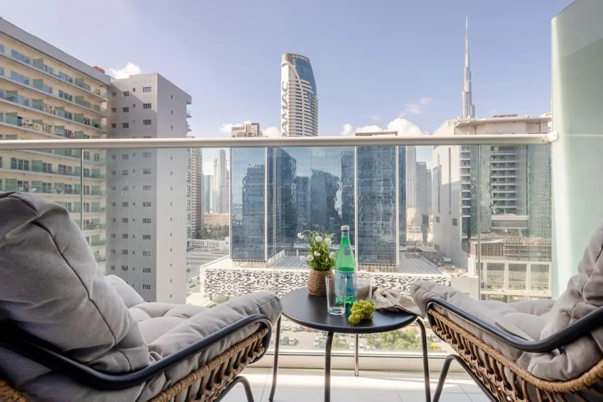 Apartment Frank Porter - Vera Residence Dubai